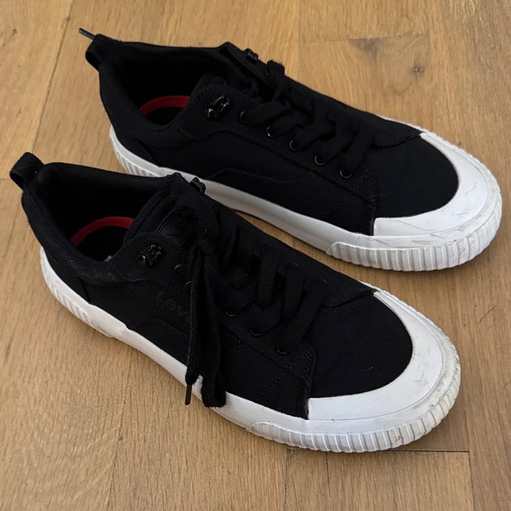 Levi's Black and White Women's Sneakers